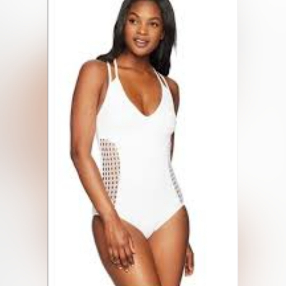 COASTAL BLUE CROCHET SIDES V-NECK ONE PIECE SWIM SUIT White SIZE M (8-10) NWT
